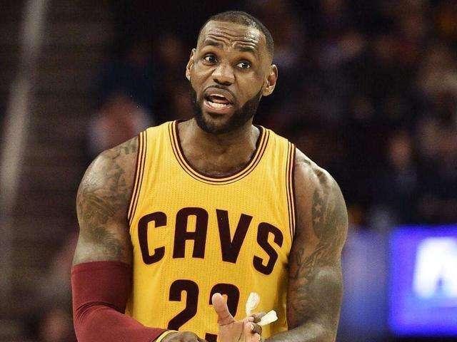 沃神最新爆料詹姆斯交易,沃神曝惊人内幕，湖人未来布局引关注